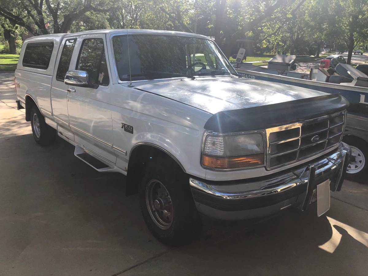 Ford-f-150-1995-white-2