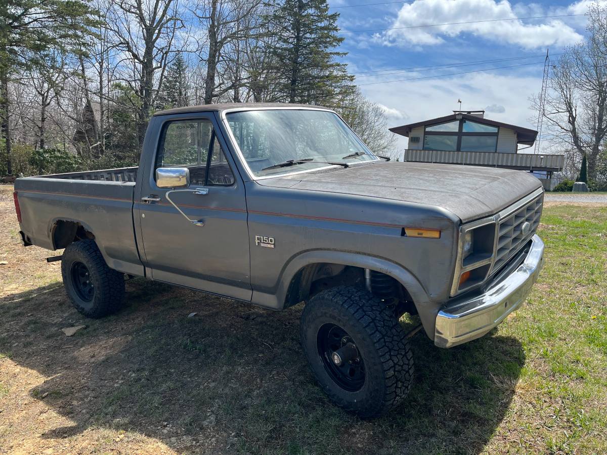 Ford-f-150-4x4-1985-8
