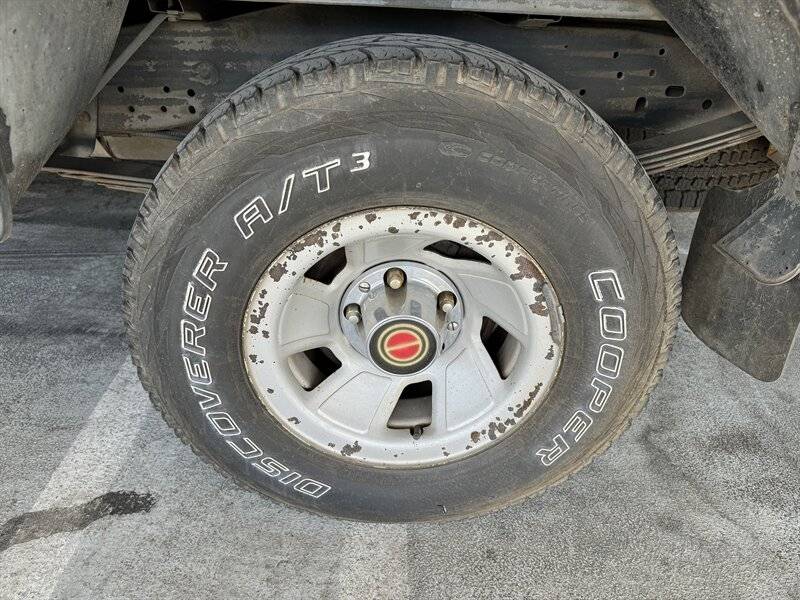 Ford-f-150-extended-cab-sb-manual-1992-grey-10