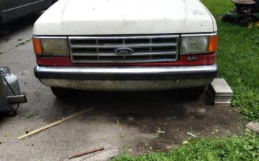 Ford-f-150-lariat-1987-custom-3