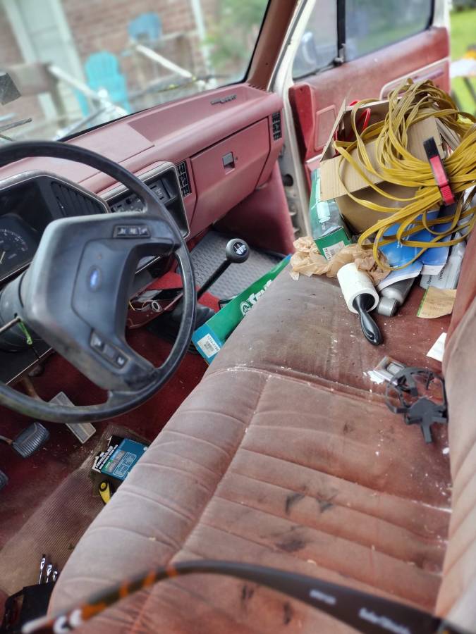 Ford-f-150-lariat-1987-custom-6