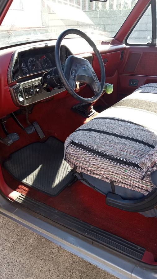 Ford-f-150-lariat-1990-grey-3