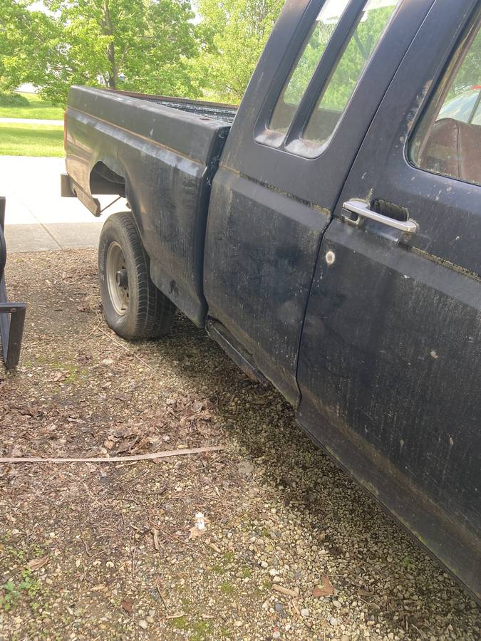 Ford-f-150-super-cab-1987-black-4