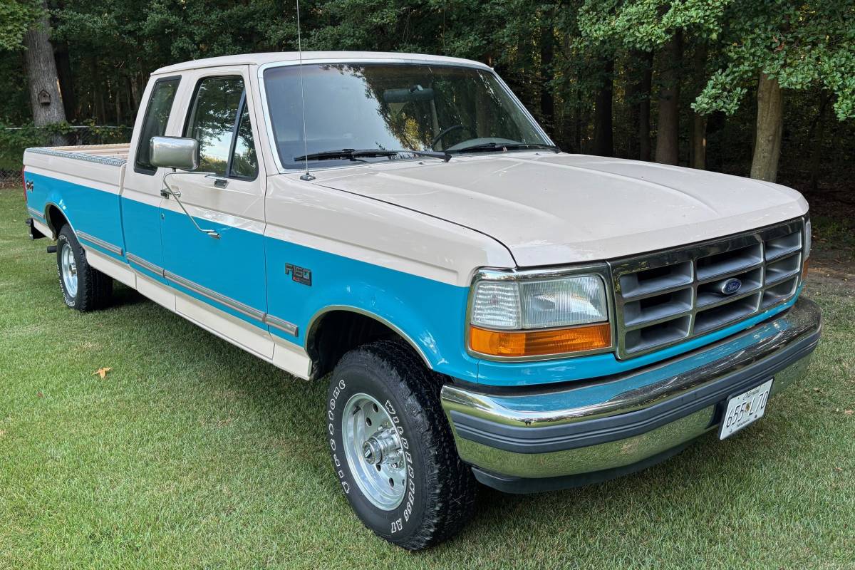 Ford-f-150-½-ton-supercab-long-bed-xlt-trim-1992-1