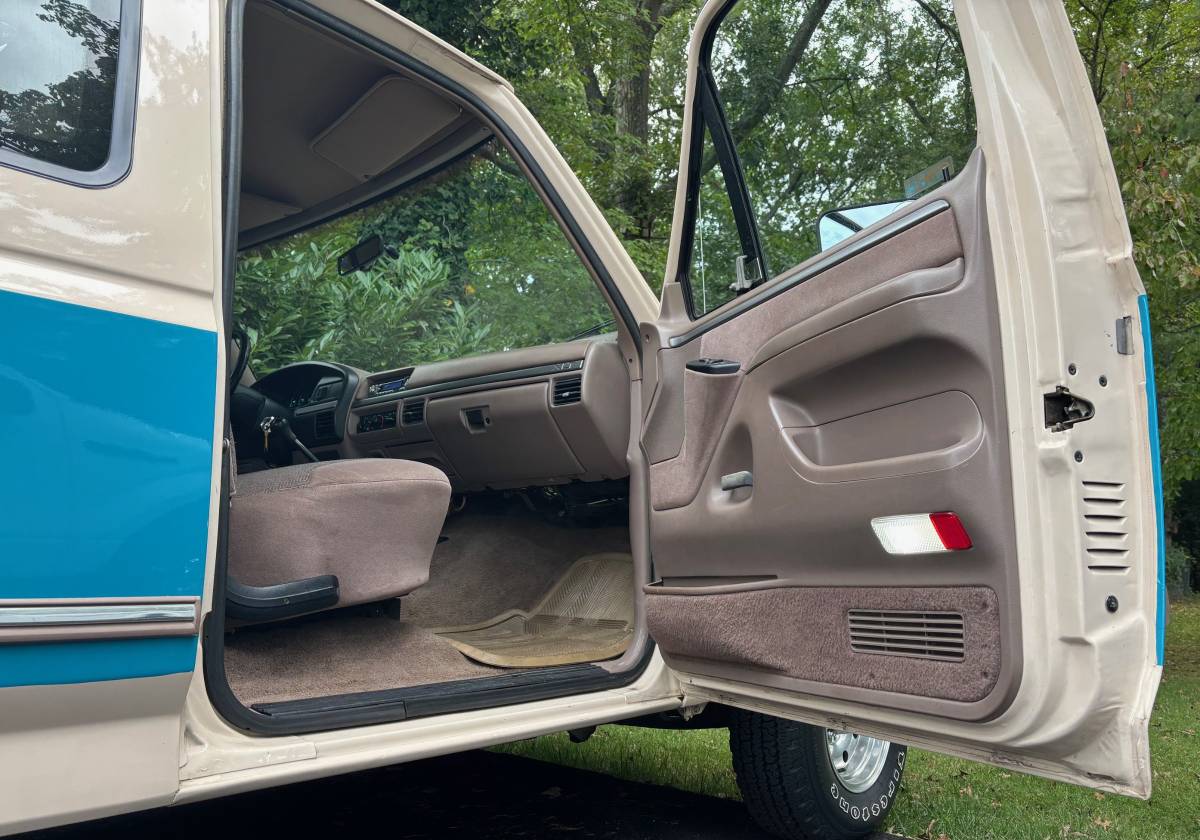 Ford-f-150-½-ton-supercab-long-bed-xlt-trim-1992-8