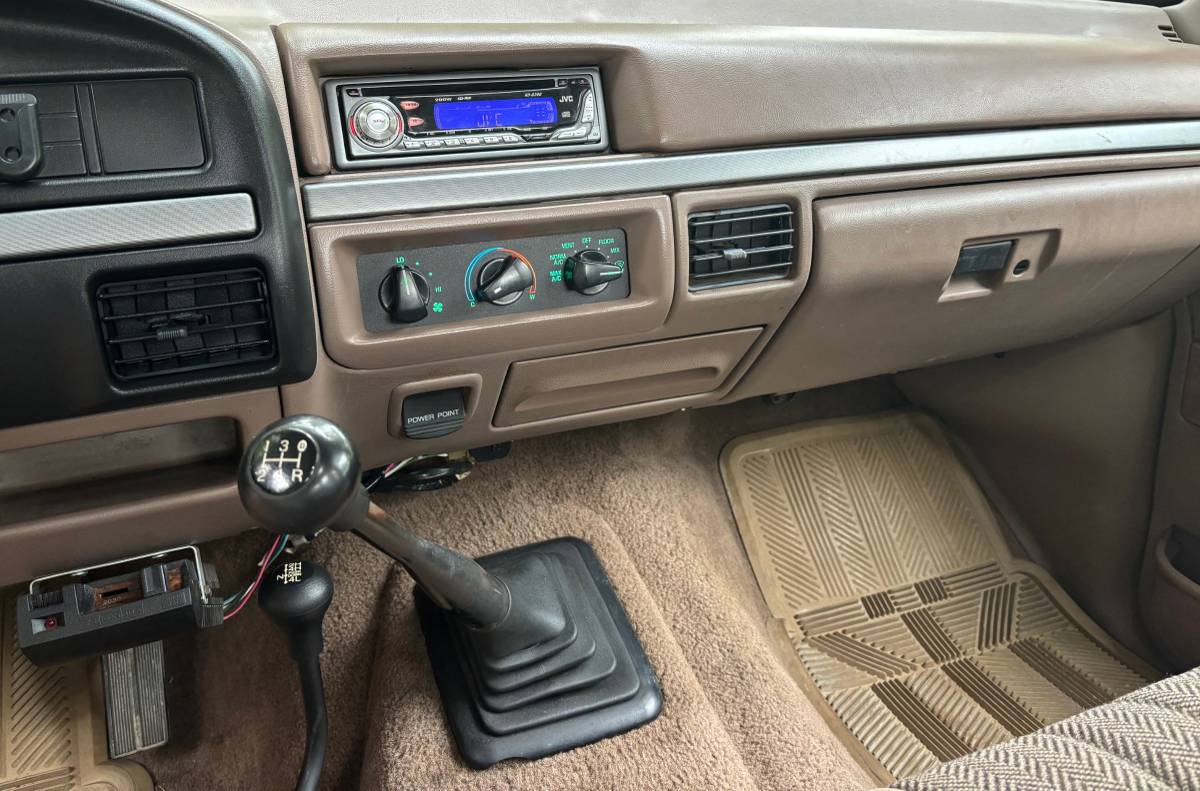 Ford-f-150-½-ton-supercab-long-bed-xlt-trim-1992-9