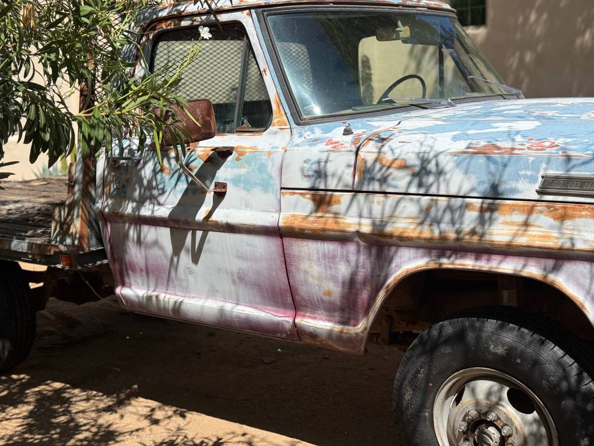 Ford-f-250-1967-blue-9