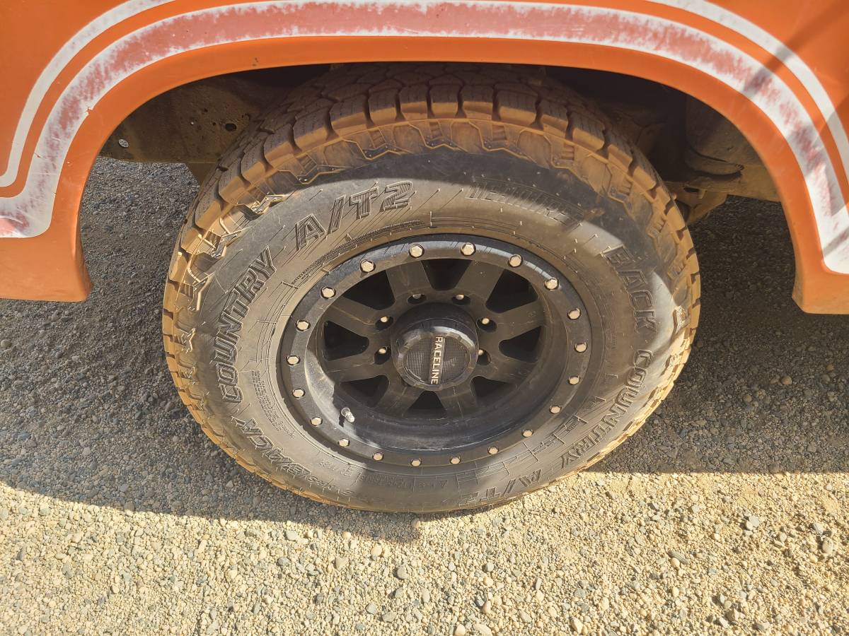 Ford-f-250-1973-orange-10