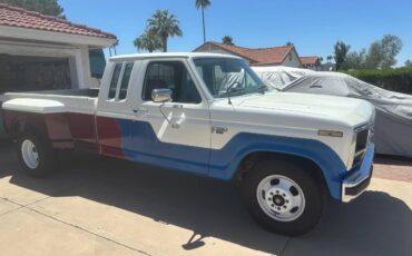 Ford-f-250-1985-custom-1