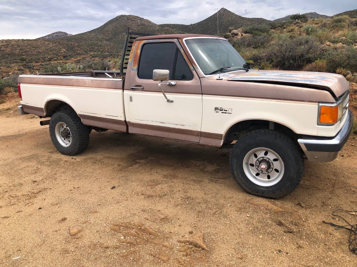 Ford-f-250-1987-brown-1