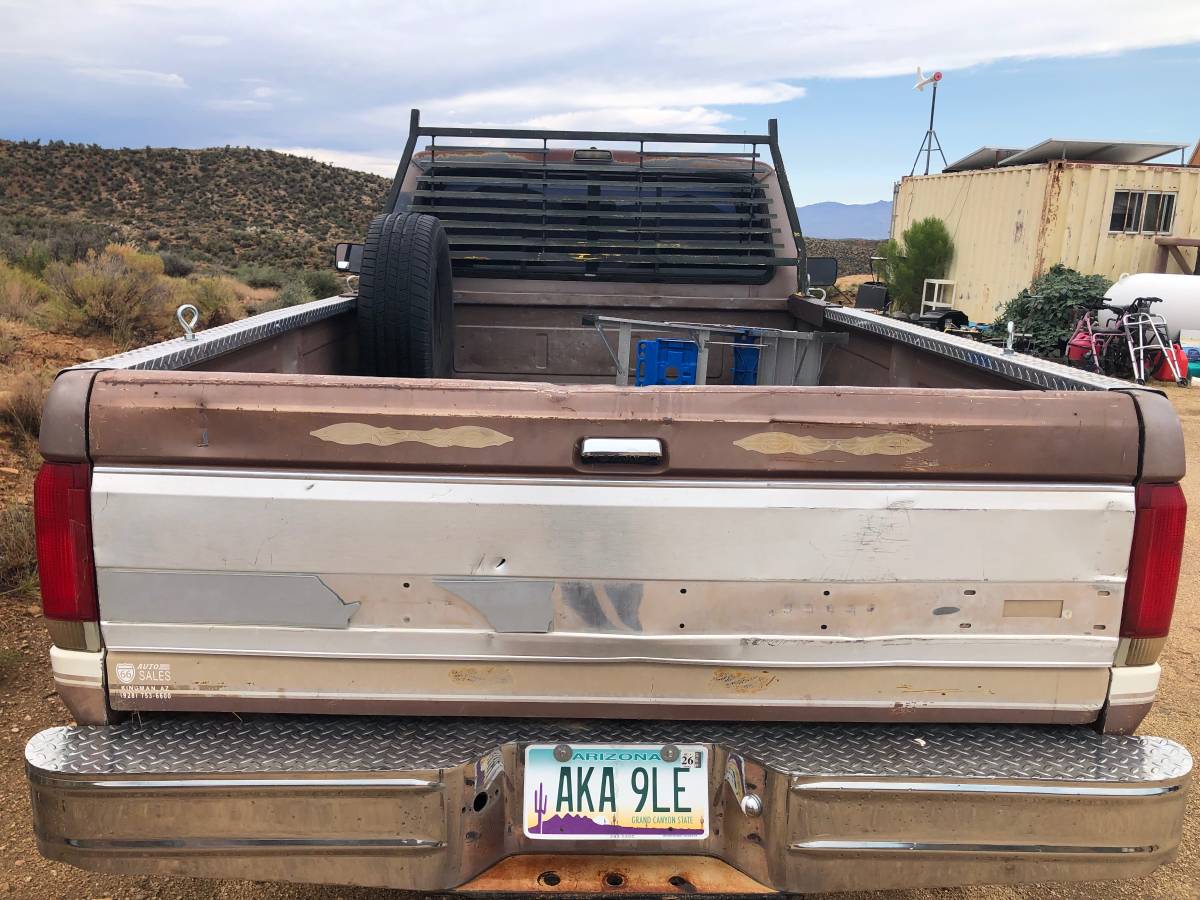 Ford-f-250-1987-brown-3