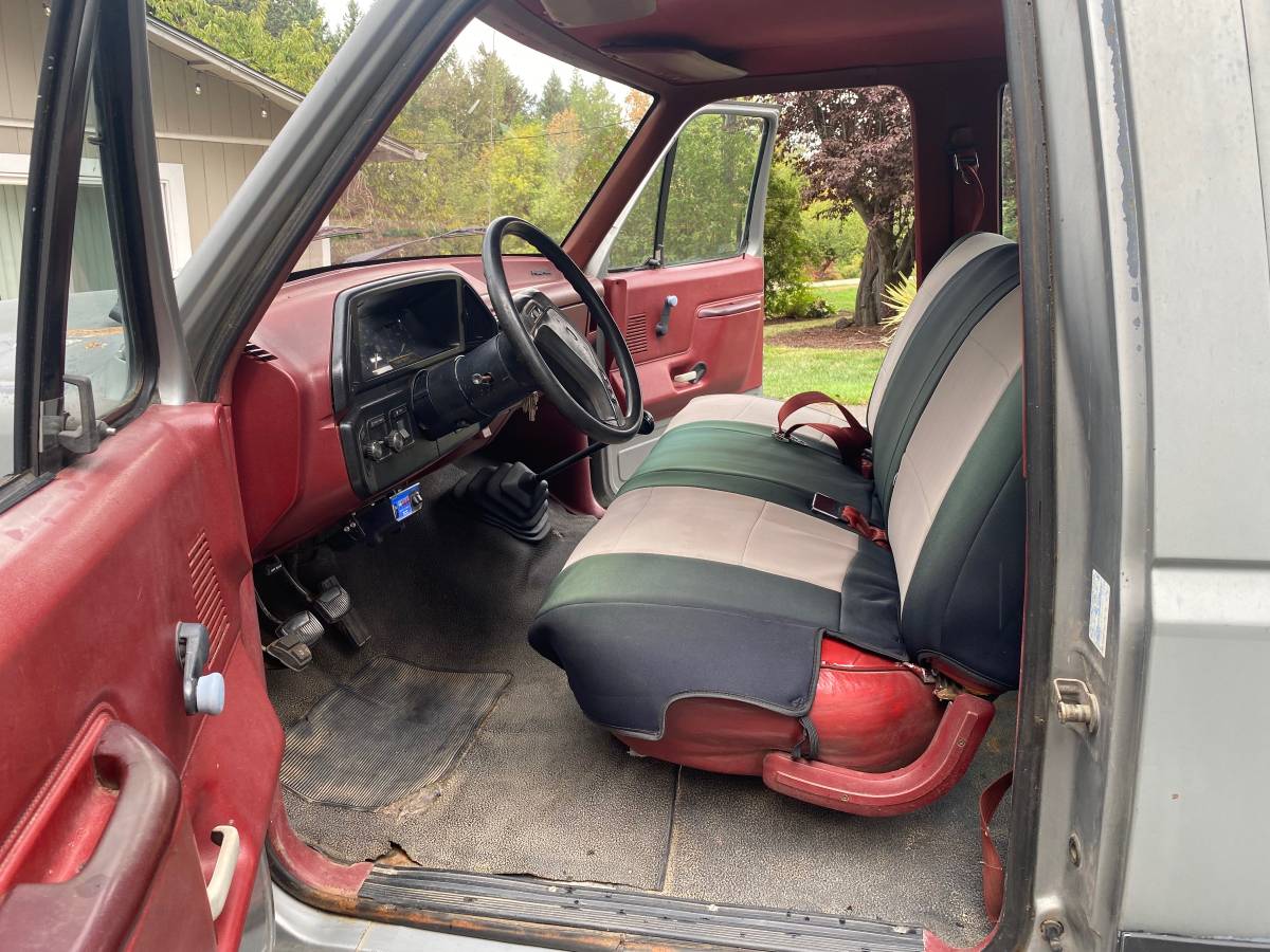 Ford-f-250-1987-grey-6