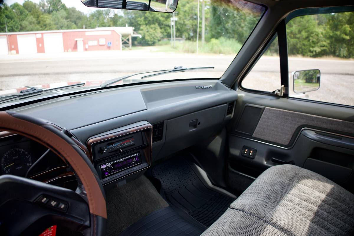 Ford-f-250-1990-grey-8