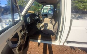 Ford-f-250-1991-white-5