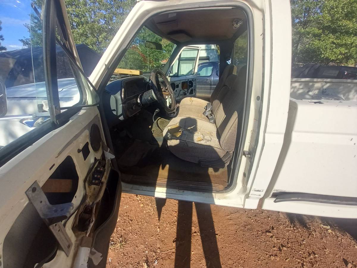 Ford-f-250-1991-white-5