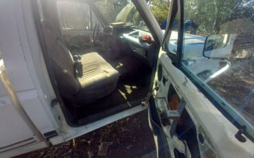 Ford-f-250-1991-white-6