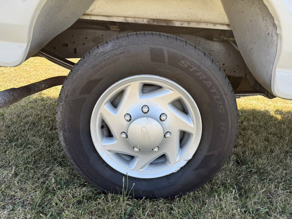 Ford-f-250-1995-white-10