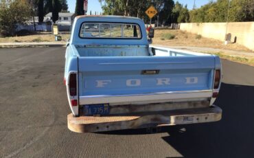 Ford-f-250-camper-special-1972-blue-1