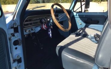 Ford-f-250-camper-special-1972-blue-4