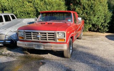 Ford-f-250-diesel-1982-red-1