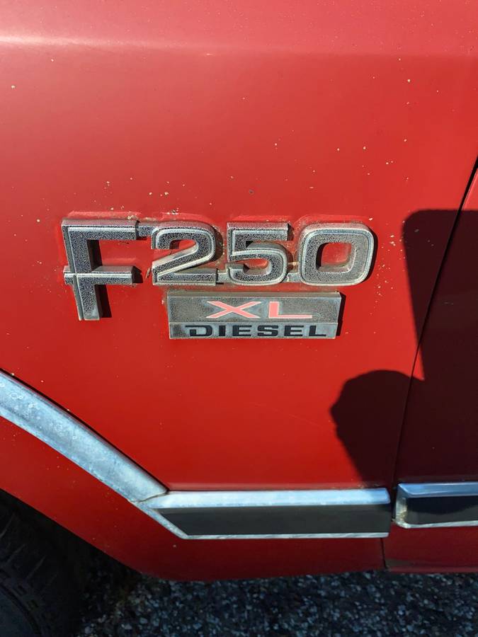 Ford-f-250-diesel-1982-red-5