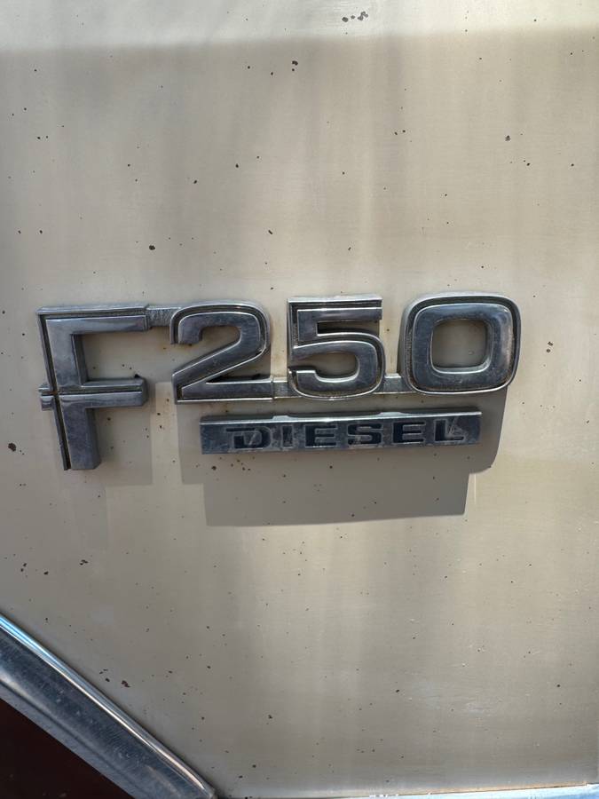 Ford-f-250-diesel-1983-brown-14