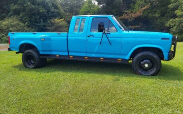Ford-f-250-diesel-1984-blue-1