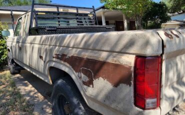 Ford-f-250-diesel-1985-custom-1