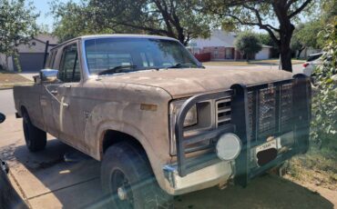 Ford-f-250-diesel-1985-custom-2