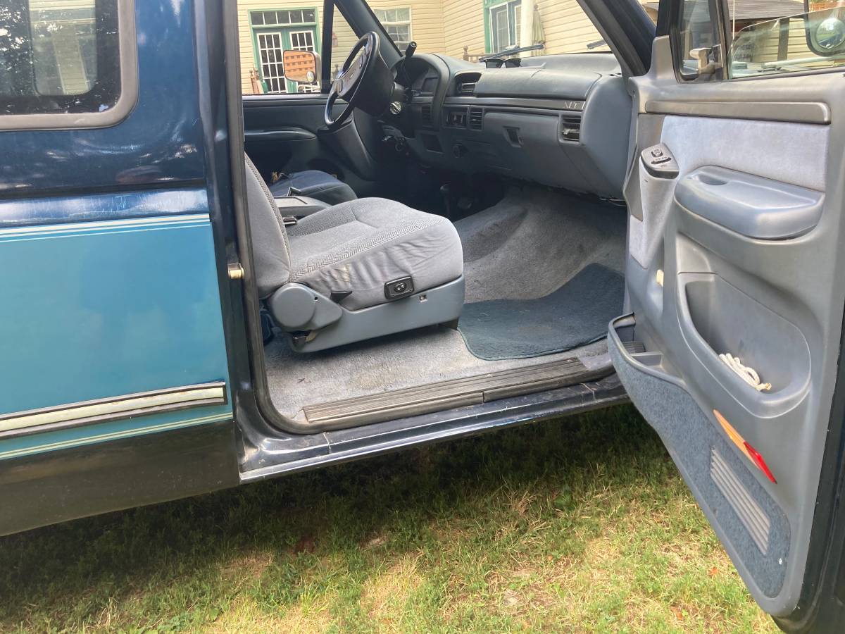 Ford-f-250-diesel-1992-blue-12