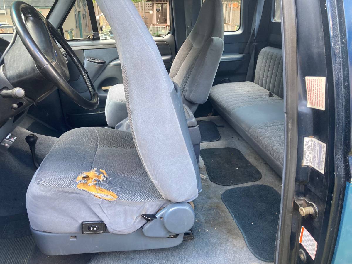 Ford-f-250-diesel-1992-blue-14