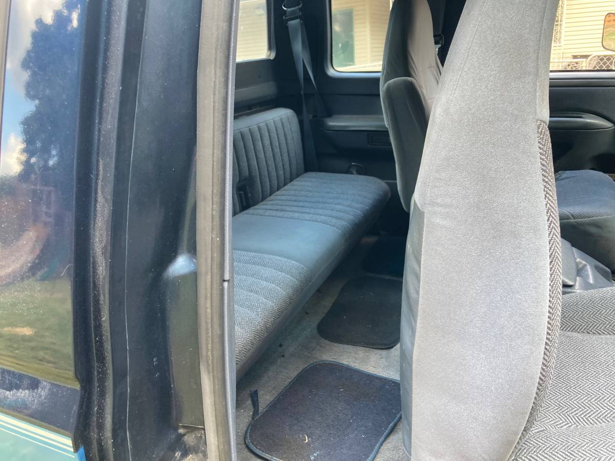 Ford-f-250-diesel-1992-blue-23
