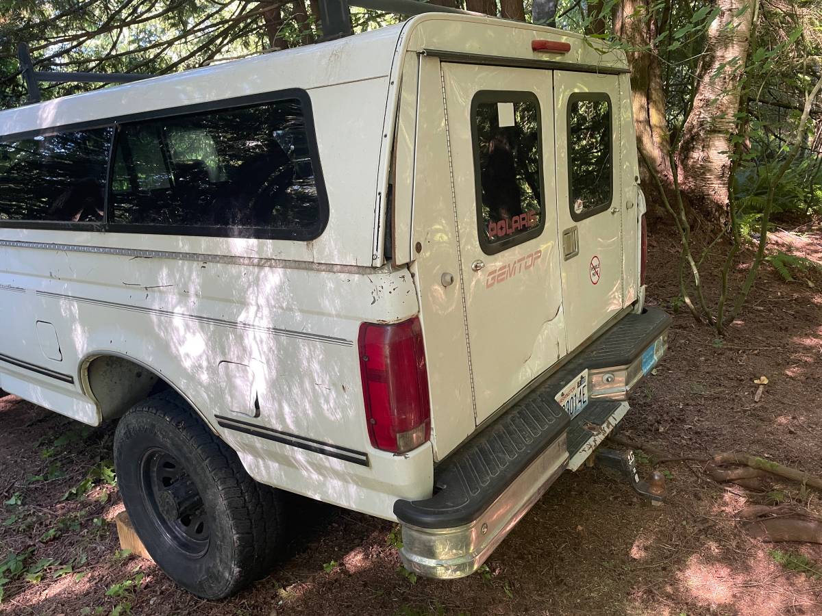 Ford-f-250-diesel-1992-white-2