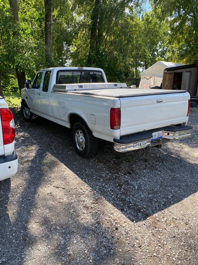 Ford-f-250-diesel-1992-white-2