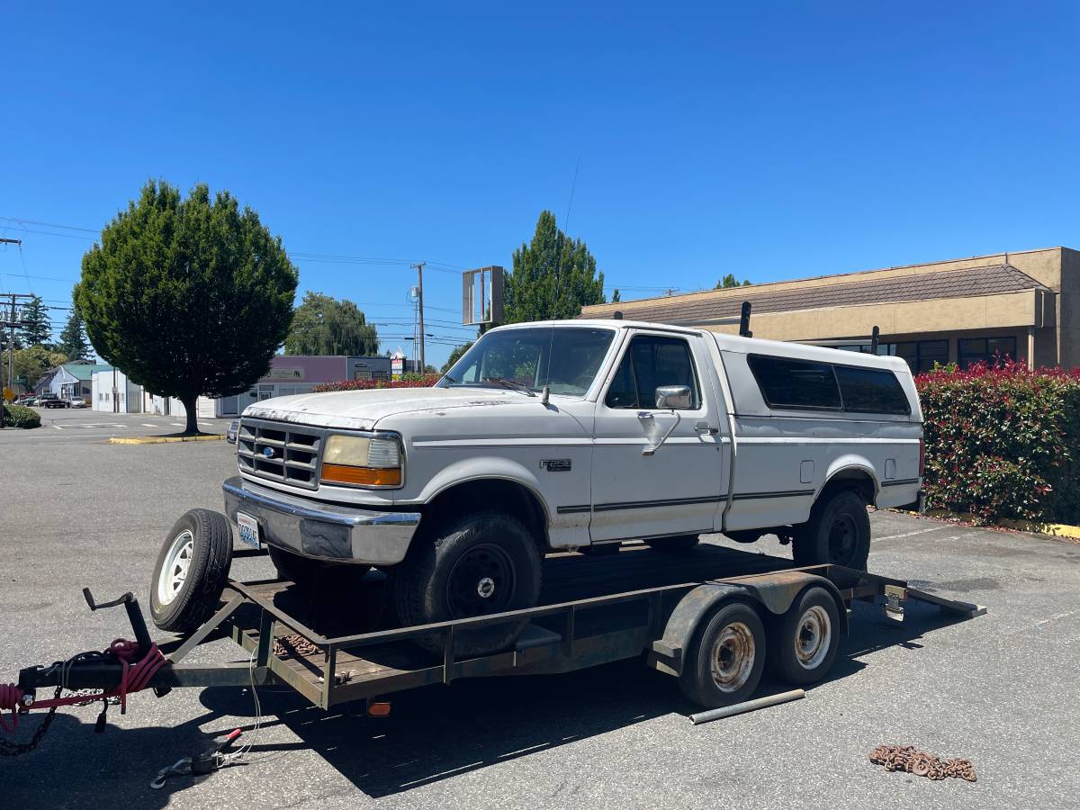 Ford-f-250-diesel-1992-white-4