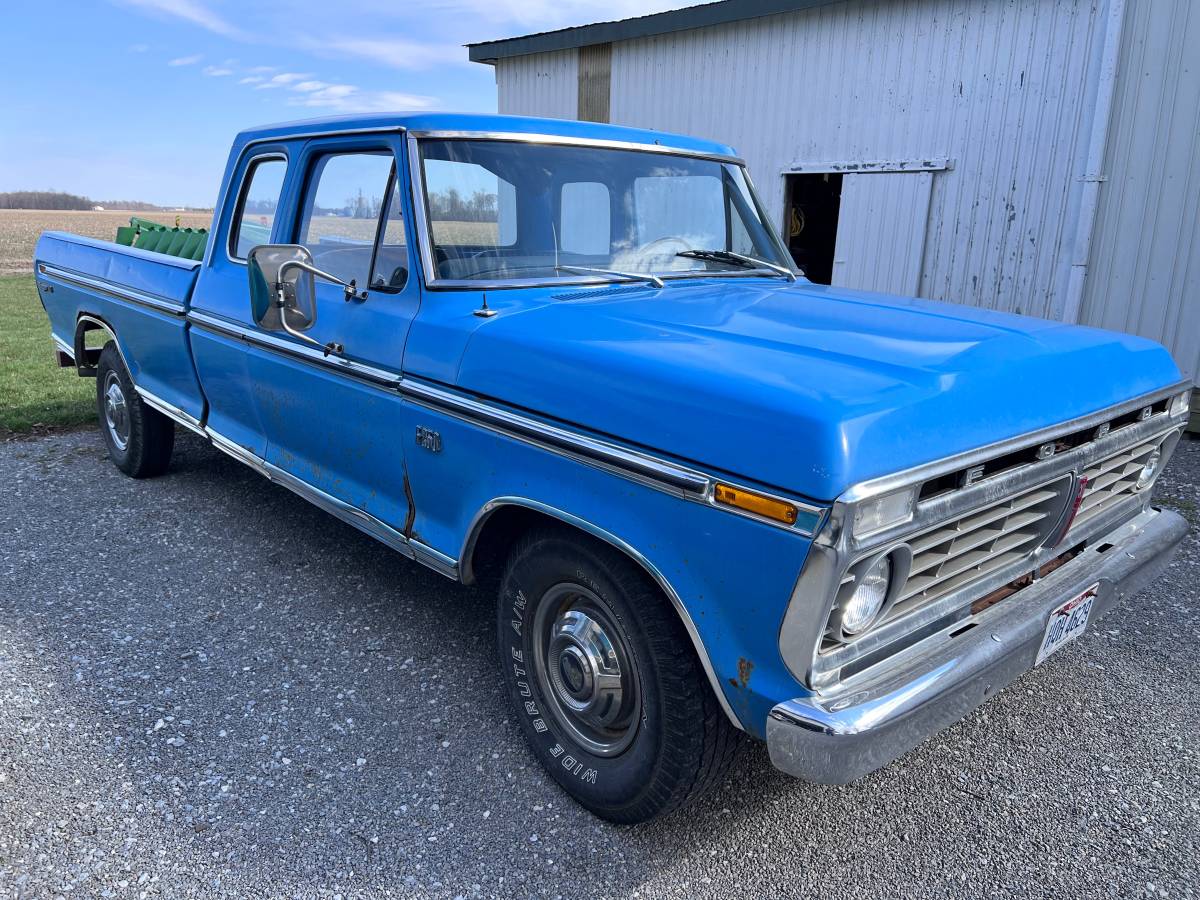 Ford-f-250-xlt-1974-blue-1