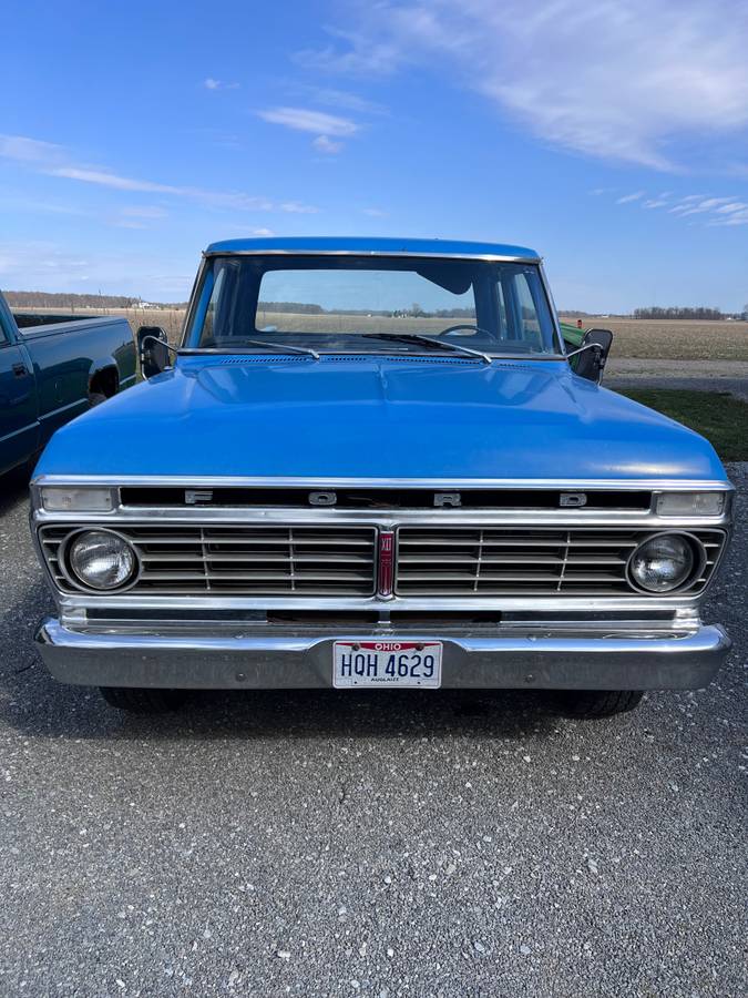 Ford-f-250-xlt-1974-blue-2