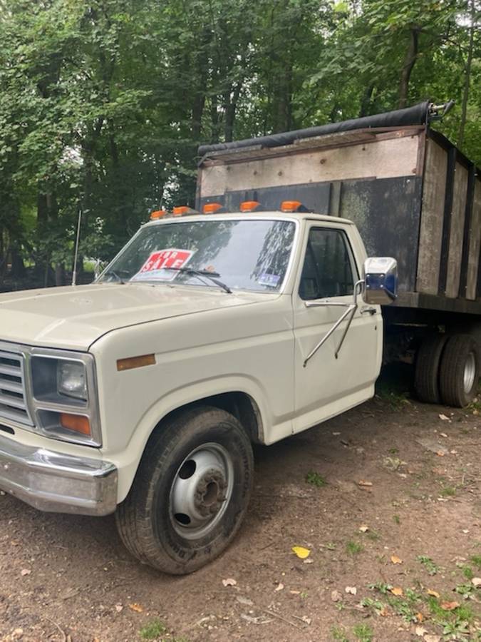 Ford-f-350-1985-white-5