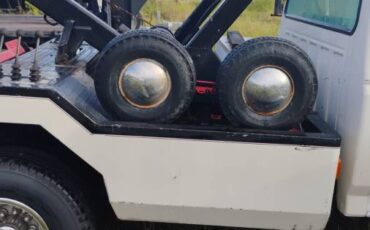Ford-f-350-1986-white-1