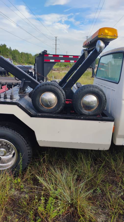 Ford-f-350-1986-white-1