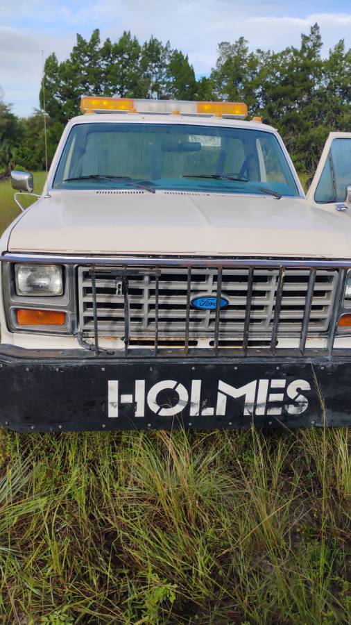 Ford-f-350-1986-white-4
