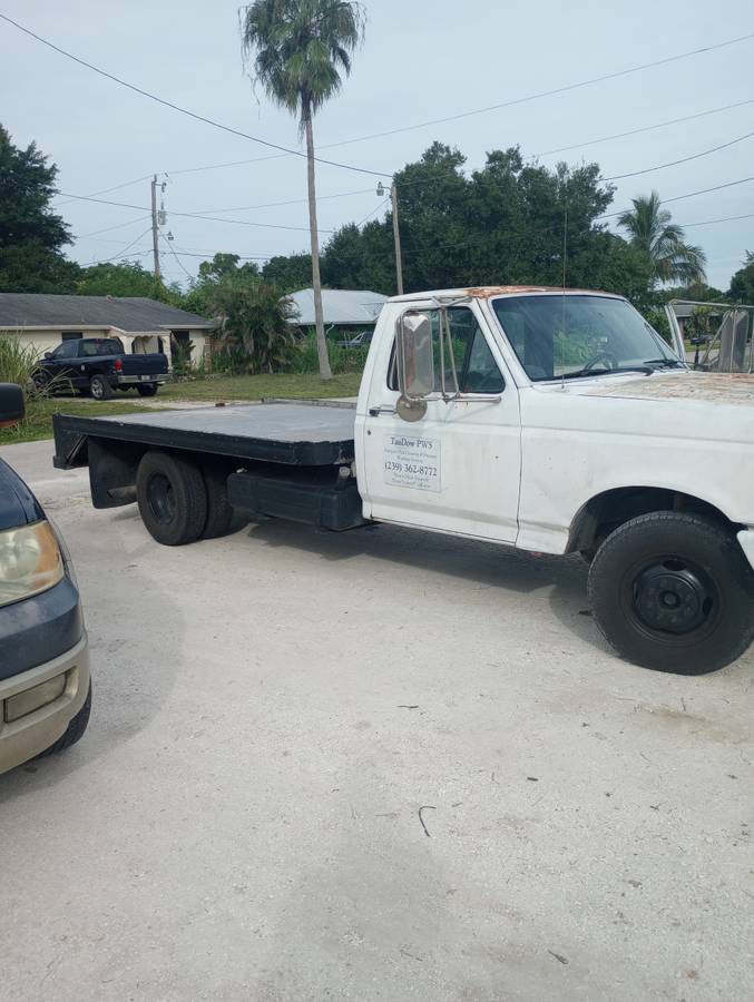 Ford-f-350-diesel-1990-white-1