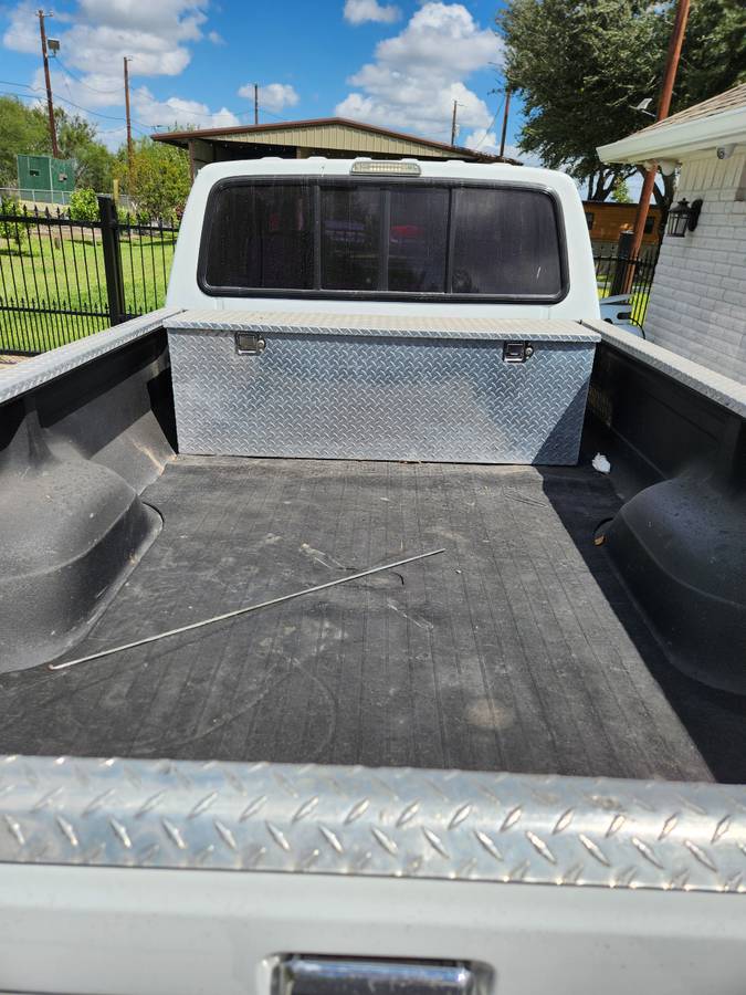 Ford-f-350-diesel-1994-white-11