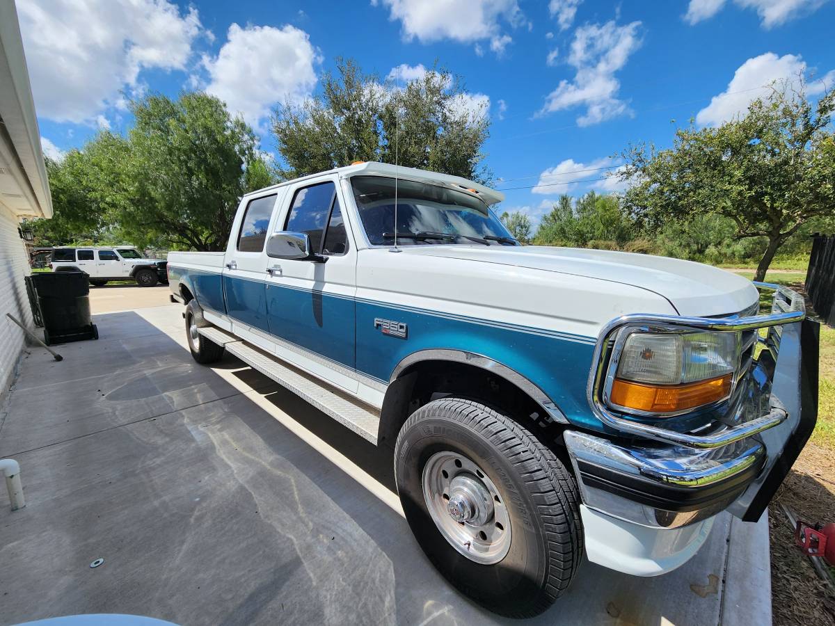 Ford-f-350-diesel-1994-white-3
