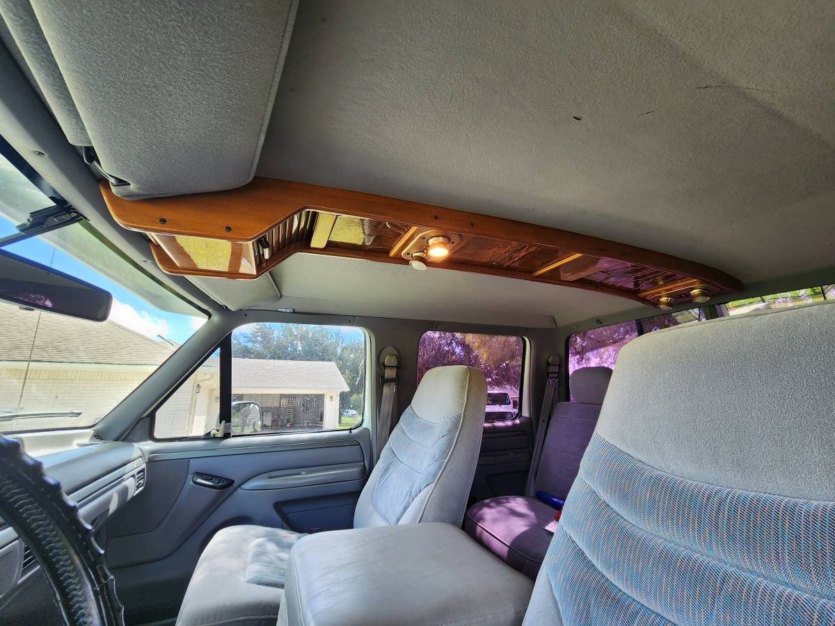 Ford-f-350-diesel-1994-white-8