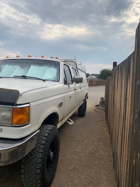 Ford-f-350-xlt-1991-white-1