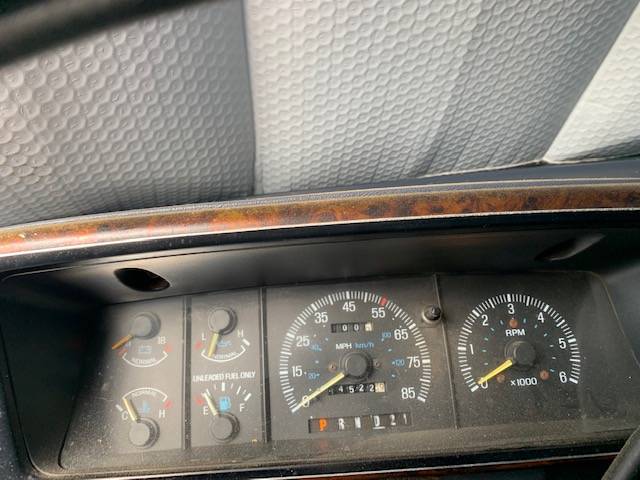 Ford-f-350-xlt-1991-white-4