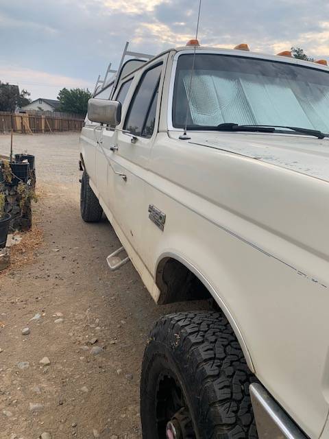 Ford-f-350-xlt-1991-white-8