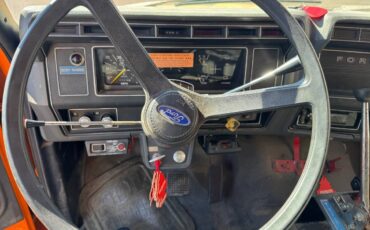 Ford-f-700-1989-orange-20
