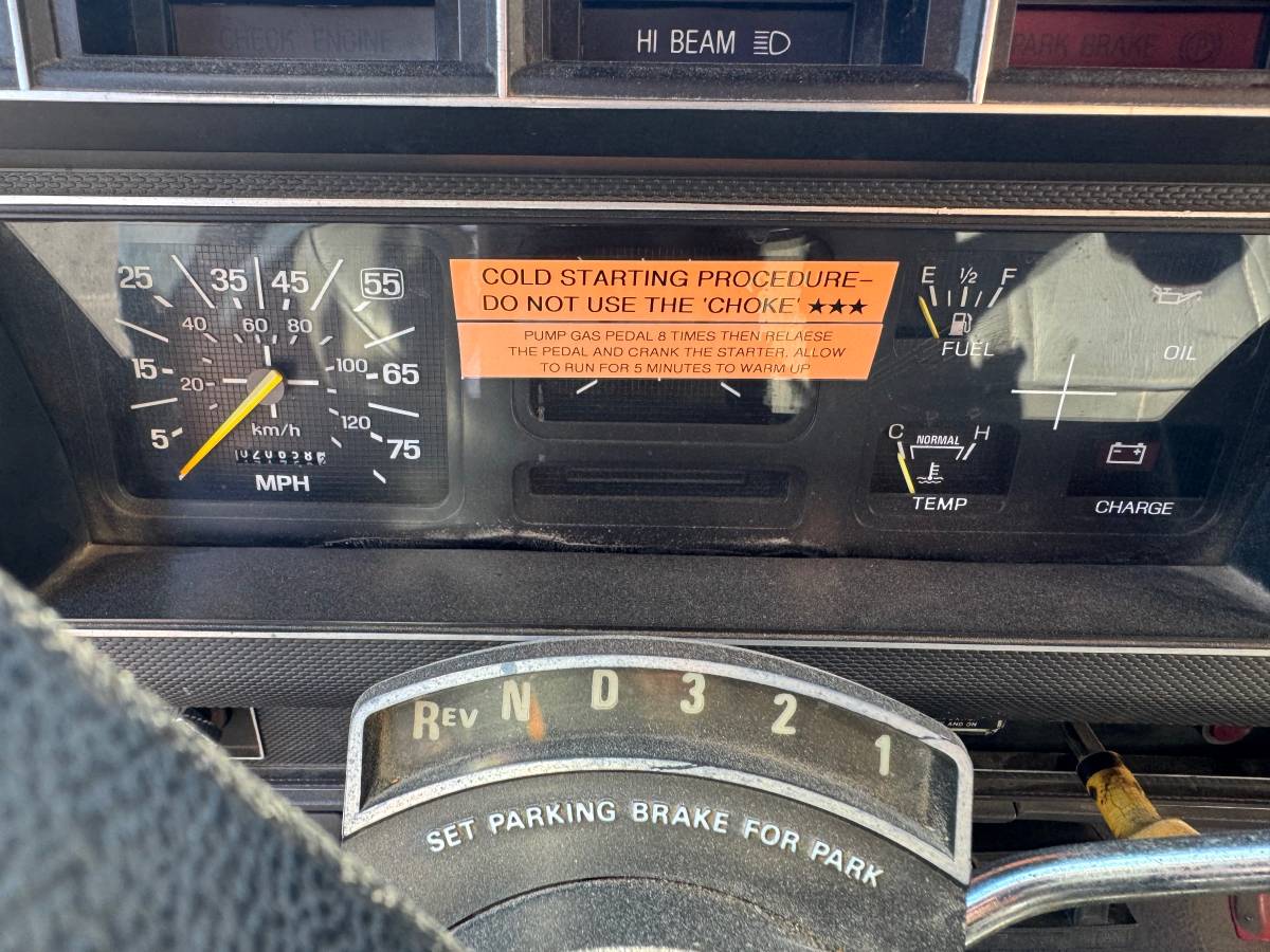 Ford-f-700-1989-orange